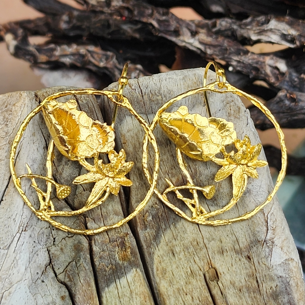Johnny Was Jewelry Lotus Earrings Hypoallergenic 18K Gold Plated Hoops - Picture 5 of 6